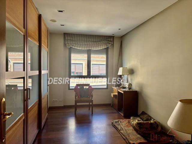 Piso de 3 habitaciones en València ciudad en venta - 1.200.000 € (Ref: 7576041)