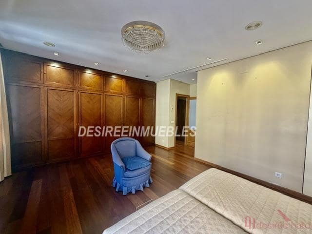 Piso de 3 habitaciones en València ciudad en venta - 1.200.000 € (Ref: 7576041)