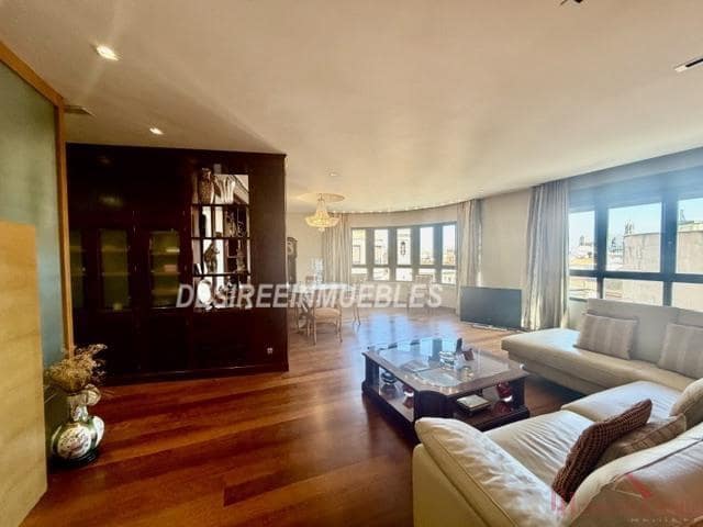 Piso de 3 habitaciones en València ciudad en venta - 1.200.000 € (Ref: 7576041)