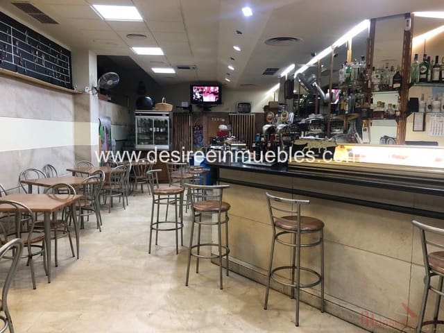 2 bedroom Commercial for sale in La Raiosa, Valencia city - € 295,000 (Ref: 7657292)