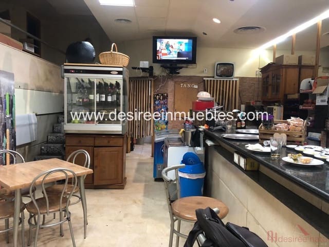 2 bedroom Commercial for sale in La Raiosa, Valencia city - € 295,000 (Ref: 7657292)