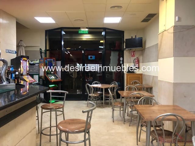 2 bedroom Commercial for sale in La Raiosa, Valencia city - € 295,000 (Ref: 7657292)