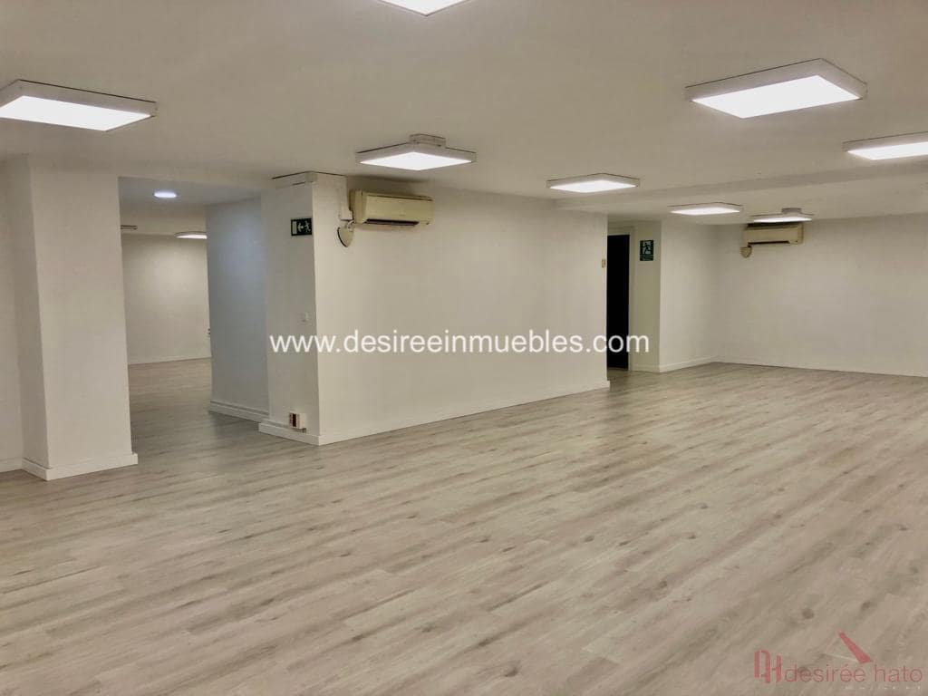5 slaapkamer Kantoor te huur in Valencia stad - € 2.100 (Ref: 7758275)