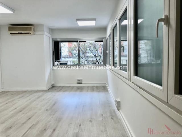 5 bedroom Office for rent in Exposicio, Valencia city - € 2,100 (Ref: 7758275)