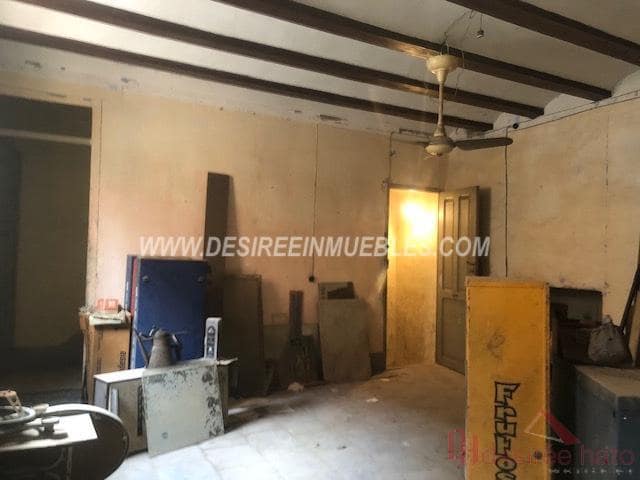 Commercial for sale in Sagunto / Sagunt - € 550,000 (Ref: 7854215)