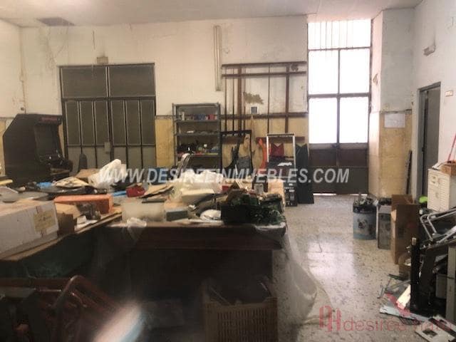 Commercial for sale in Sagunto / Sagunt - € 550,000 (Ref: 7854215)