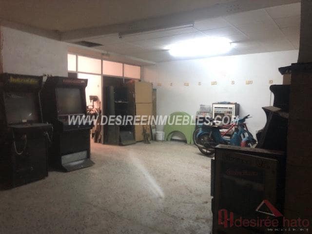 Commercial for sale in Sagunto / Sagunt - € 550,000 (Ref: 7854215)