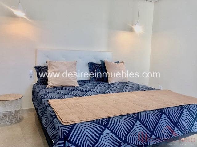1 bedroom Penthouse for rent in Valencia city - € 1,900 (Ref: 7883610)