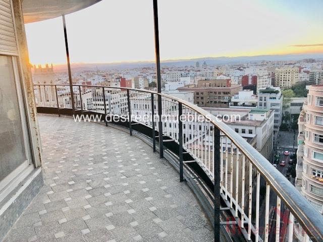 5 soverom Leilighet til salgs i Sant Francesc, Valencia by med garasje - € 800 000 (Ref: 7910699)