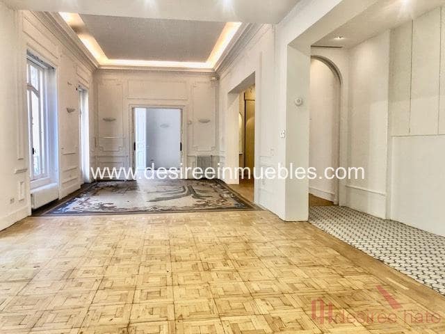 5 makuuhuone Toimisto vuokrattavana paikassa Valencia kaupunki - 6 000 € (Ref: 8012308)