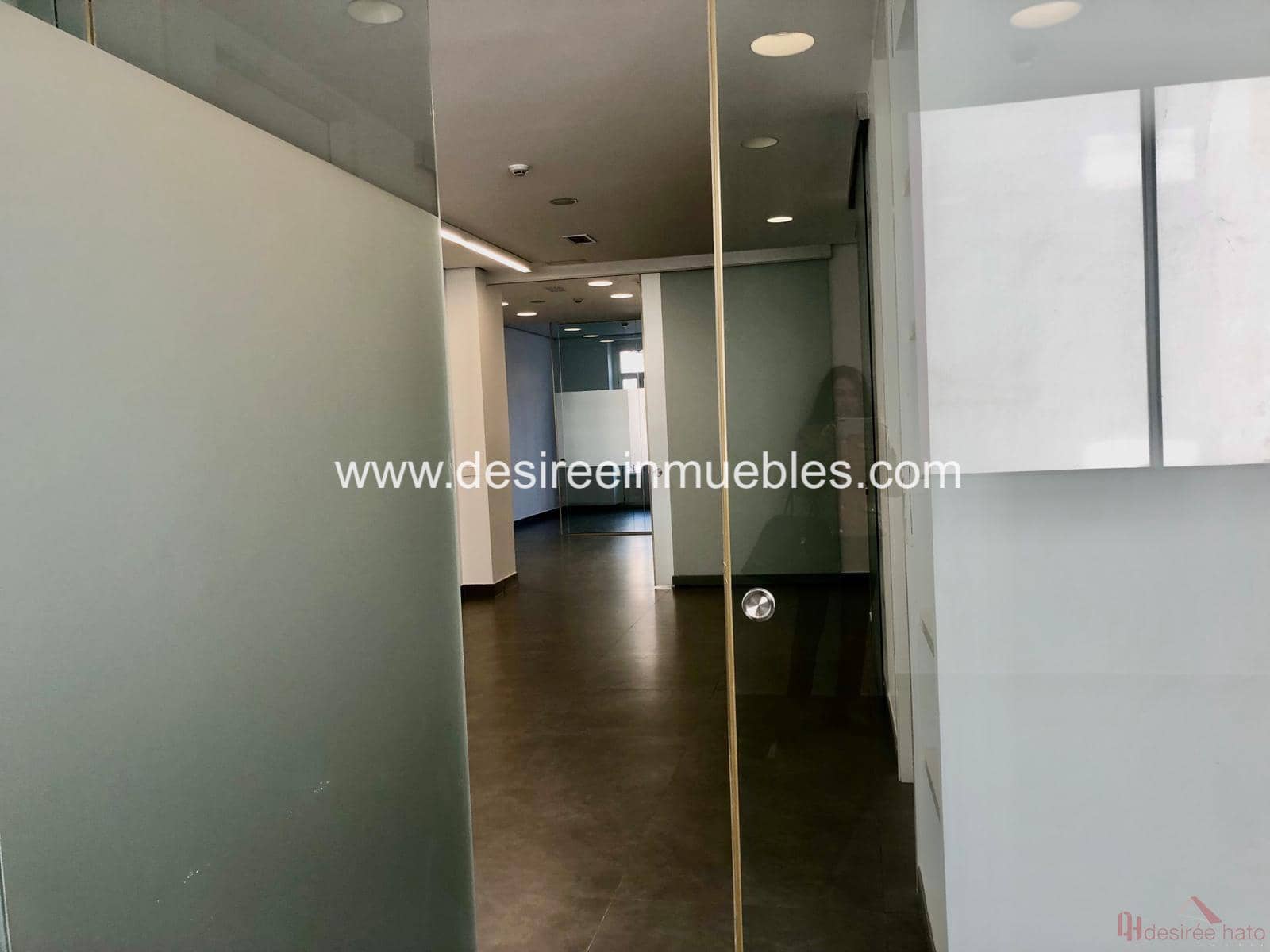 6 bedroom Office for rent in Valencia city - € 1,900 (Ref: 8063513)