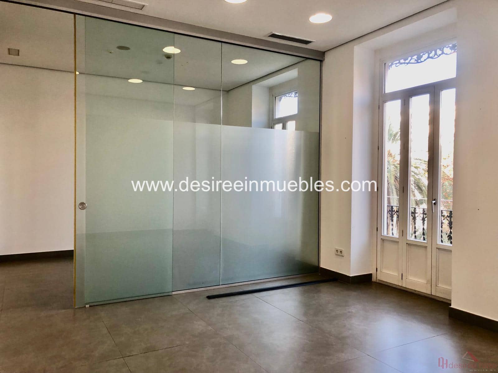 6 bedroom Office for rent in Valencia city - € 1,900 (Ref: 8063513)