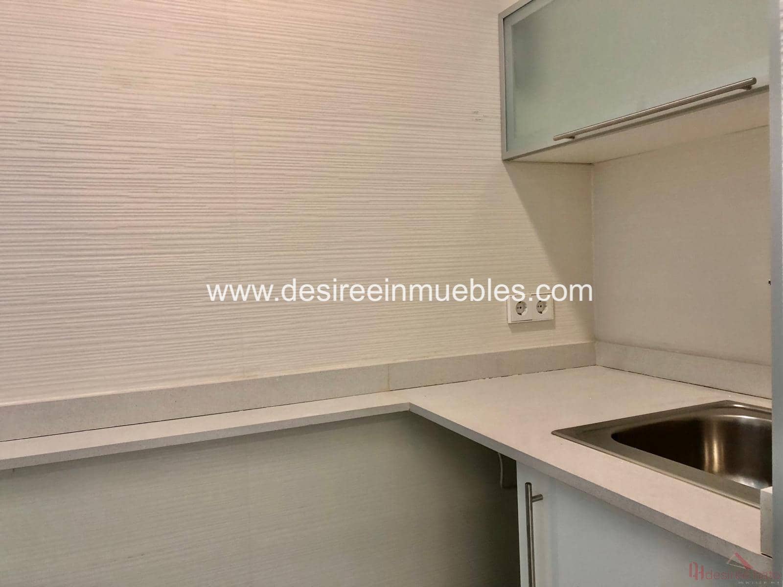 6 bedroom Office for rent in Valencia city - € 1,900 (Ref: 8063513)
