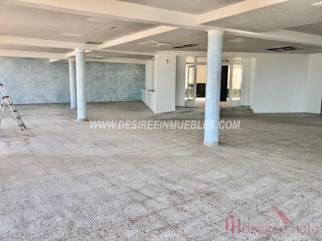 Local Comercial de 5 habitaciones en El Perellonet en alquiler - 7.000 € (Ref: 8229020)