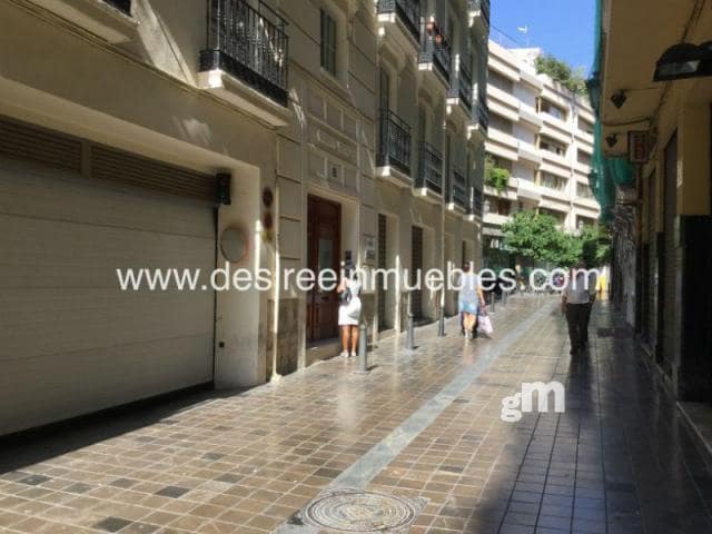1 slaapkamer Commercieel te koop in Valencia stad - € 420.000 (Ref: 8406417)