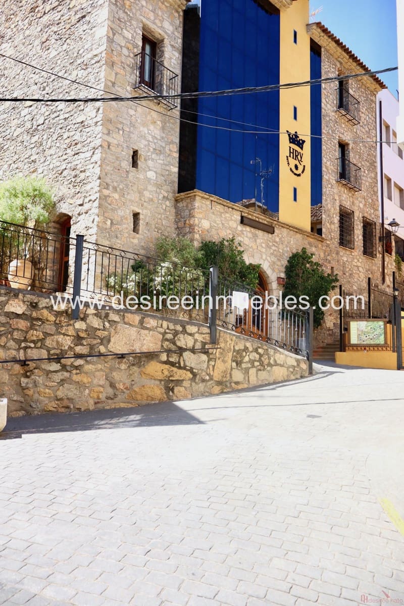 10 soveværelse Hotel til salg i Suera - € 750.000 (Ref: 8449397)