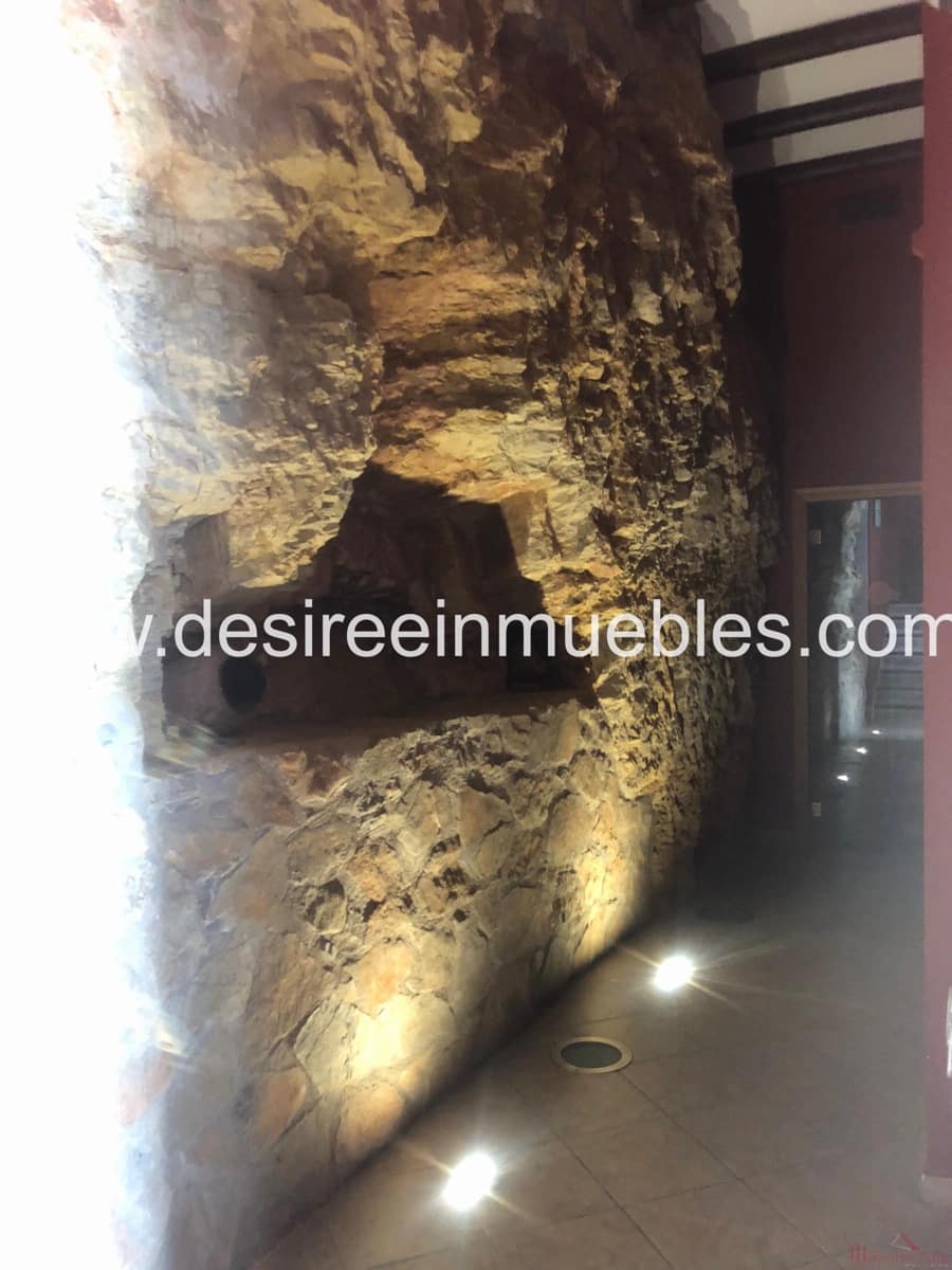 10 soveværelse Hotel til salg i Suera - € 750.000 (Ref: 8449397)