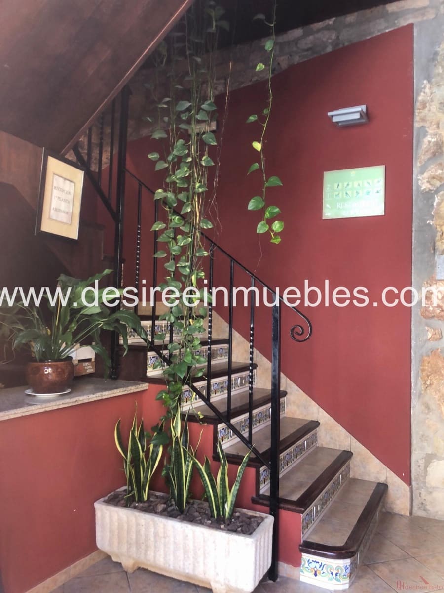 10 soveværelse Hotel til salg i Suera - € 750.000 (Ref: 8449397)