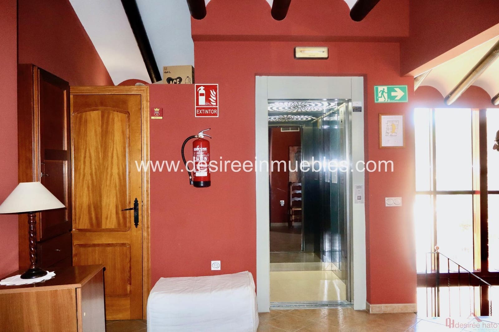 10 soveværelse Hotel til salg i Suera - € 750.000 (Ref: 8449397)