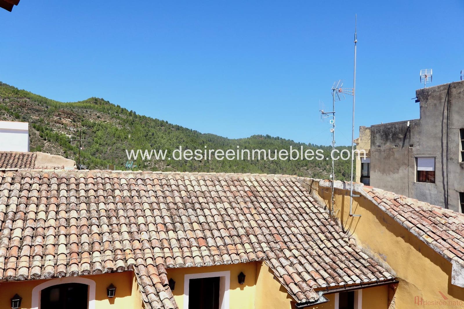 10 soveværelse Hotel til salg i Suera - € 750.000 (Ref: 8449397)