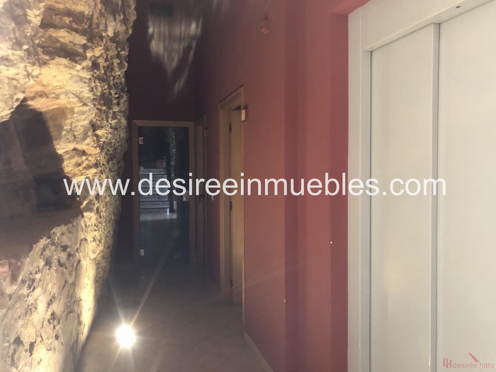 10 soveværelse Hotel til salg i Suera - € 750.000 (Ref: 8449397)