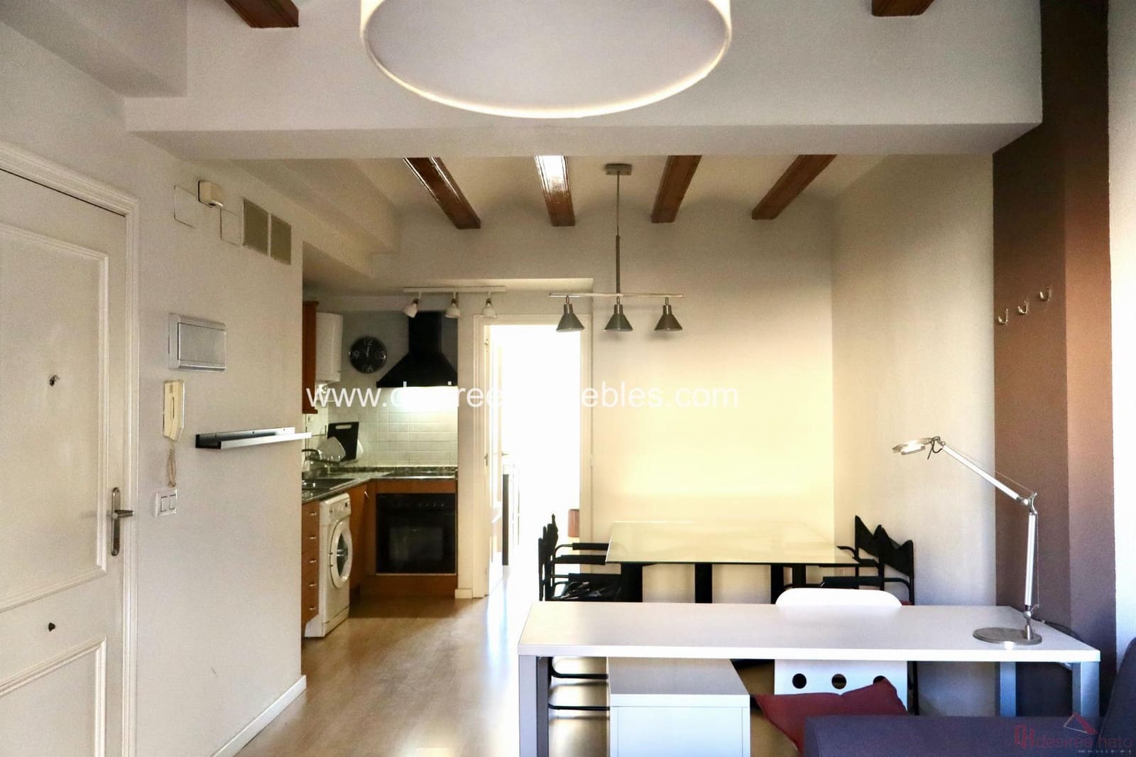 1 quarto Apartamento para arrendar em Valencia cidade - 1 200 € (Ref: 8695946)