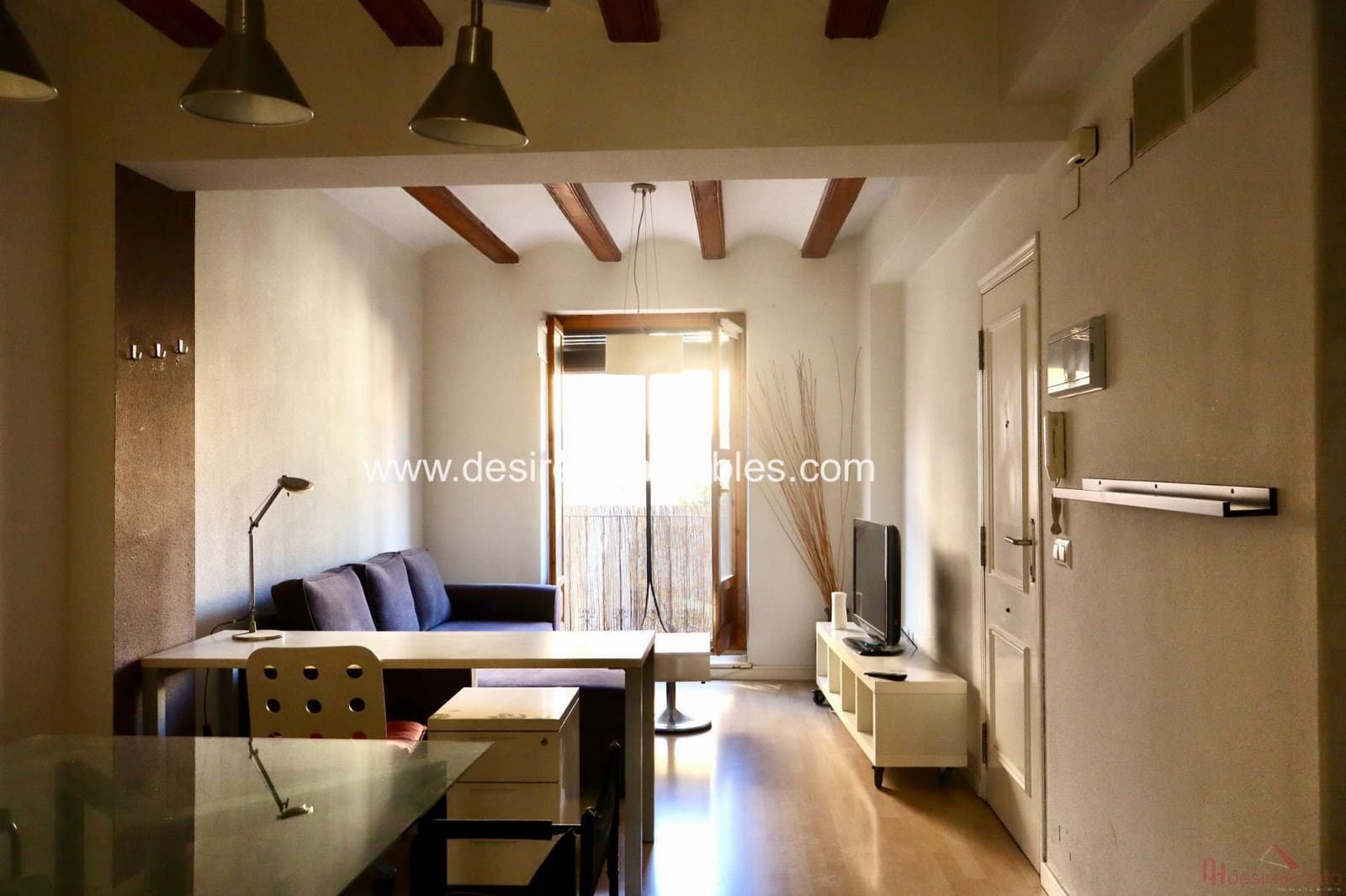1 quarto Apartamento para arrendar em Valencia cidade - 1 200 € (Ref: 8695946)