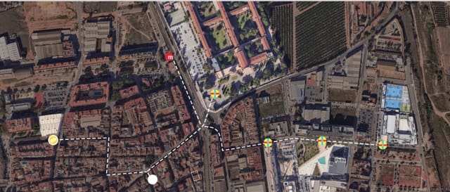 Commercial for sale in Moncada - € 750,000 (Ref: 8788815)