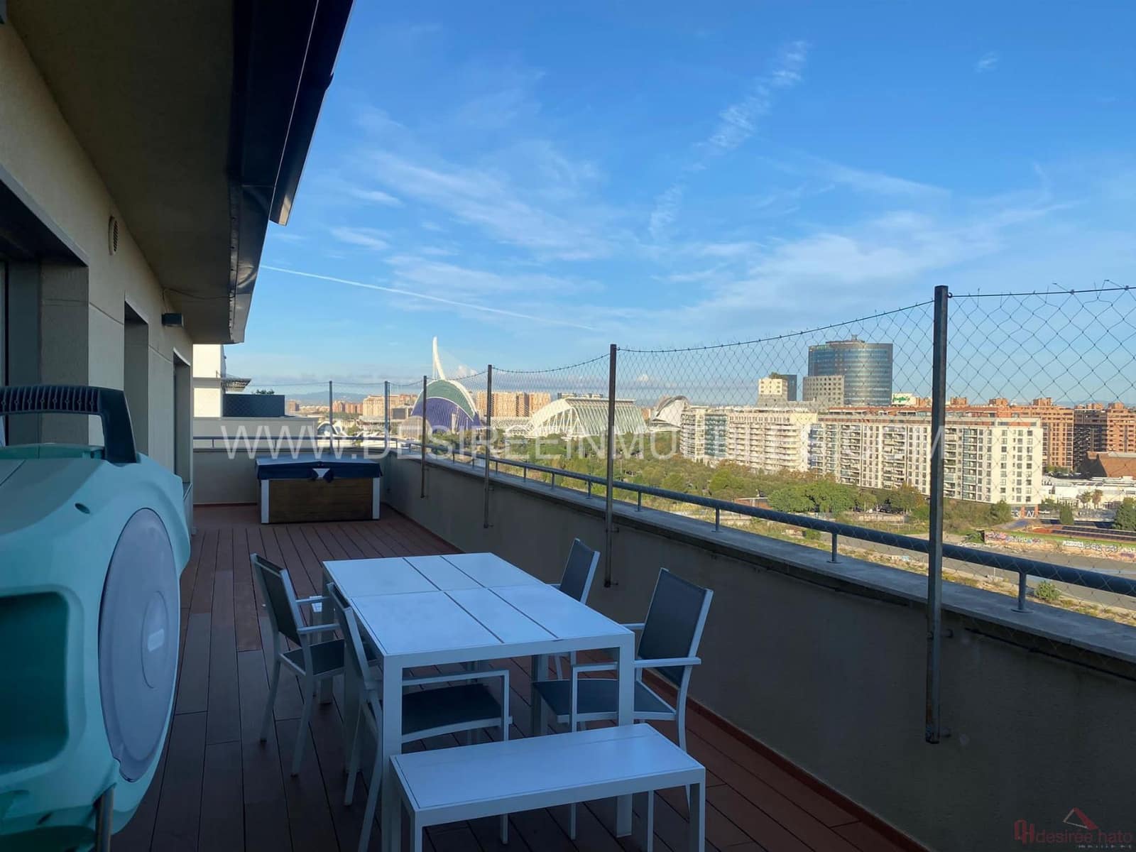 5 Zimmer Penthouse zu verkaufen in Valencia Stadt mit Garage - 780.000 € (Ref: 8805624)
