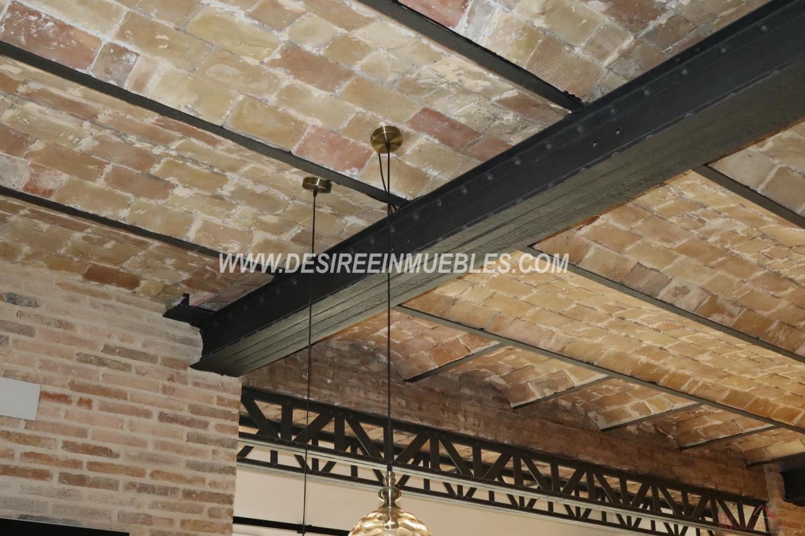 4 bedroom Flat for sale in Valencia city with garage - € 1,400,000 (Ref: 8873441)