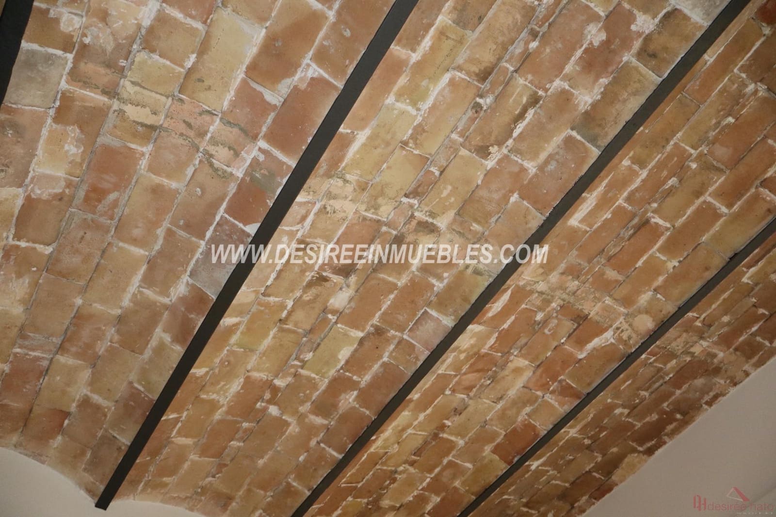 4 bedroom Flat for sale in Valencia city with garage - € 1,400,000 (Ref: 8873441)