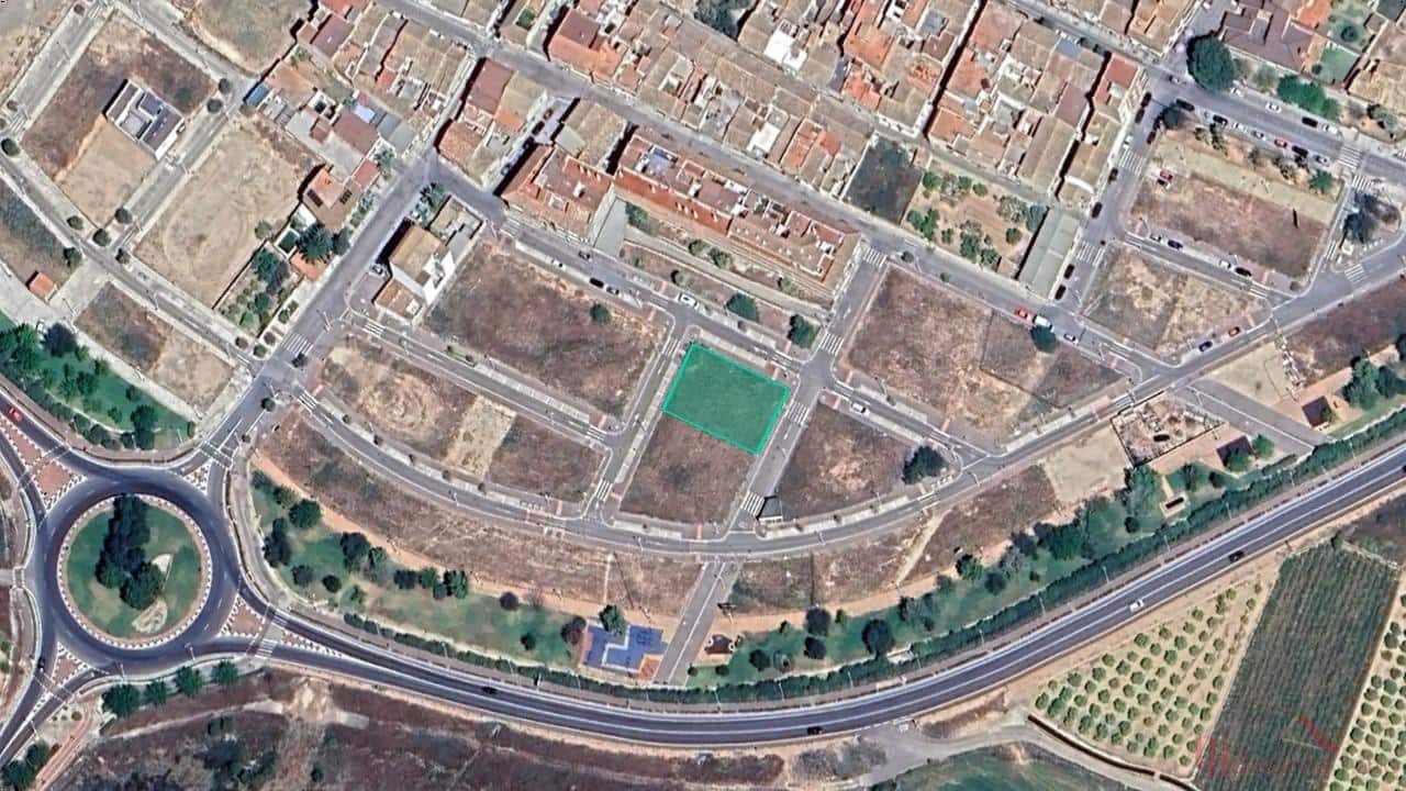 Działka budowlana na sprzedaż w La Pobla de Vallbona - 596 000 € (Ref: 8906842)