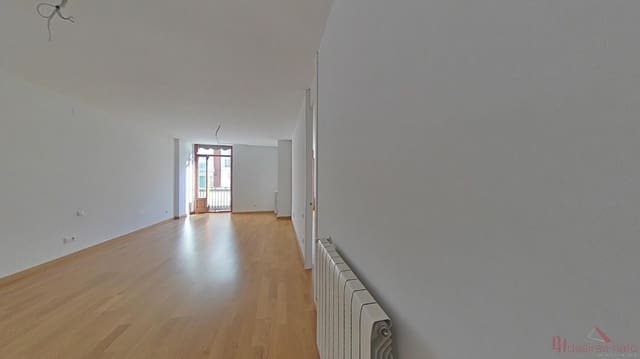 3 slaapkamer Flat te koop in Russafa, Valencia stad met garage - € 695.000 (Ref: 8948113)