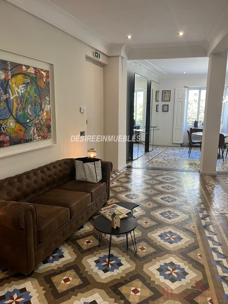 5 slaapkamer Kantoor te huur in Valencia stad - € 3.500 (Ref: 8949882)