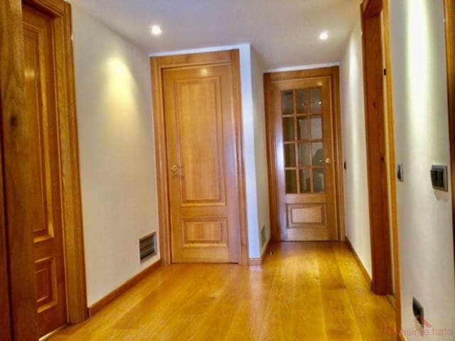 5 quarto Apartamento para venda em El Pla del Remei, Valência cidade com garagem - 1 020 000 € (Ref: 8956370)