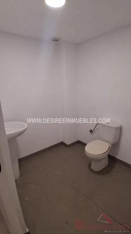 3 soveværelse Erhverv til leje i Valencia by - € 1.500 (Ref: 9002341)