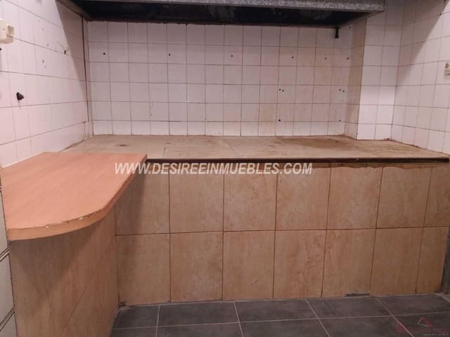 3 soveværelse Erhverv til leje i Mont-Olivet, Valencia by - € 1.500 (Ref: 9002341)