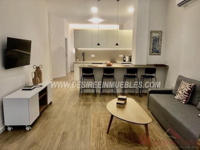 1 soveværelse Lejlighed til leje i La Seu, Valencia by - € 1.500 (Ref: 9115586)
