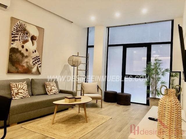 1 bedroom Flat for rent in Valencia city - € 1,500 (Ref: 9115586)