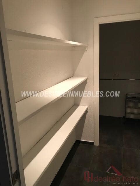 Bureau de 7 chambres à louer à Valence ville - 1 700 € (Ref: 9216610)