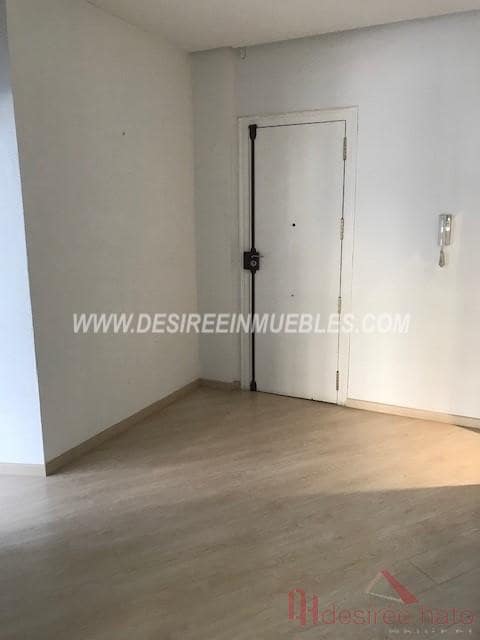 Bureau de 7 chambres à louer à Valence ville - 1 700 € (Ref: 9216610)