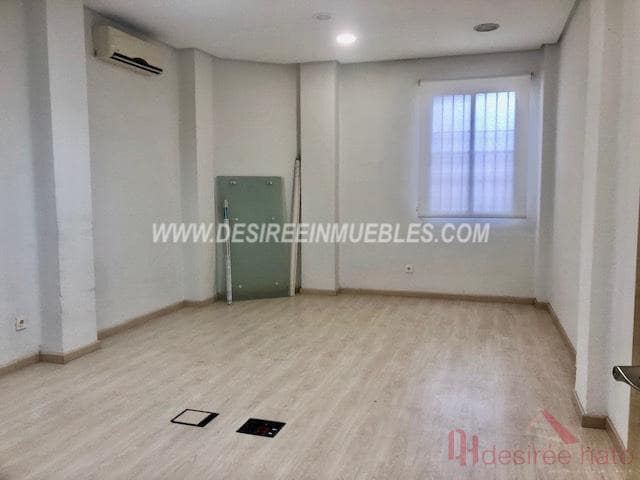 Bureau de 7 chambres à louer à Sant Francesc, Valence ville - 1 700 € (Ref: 9216610)