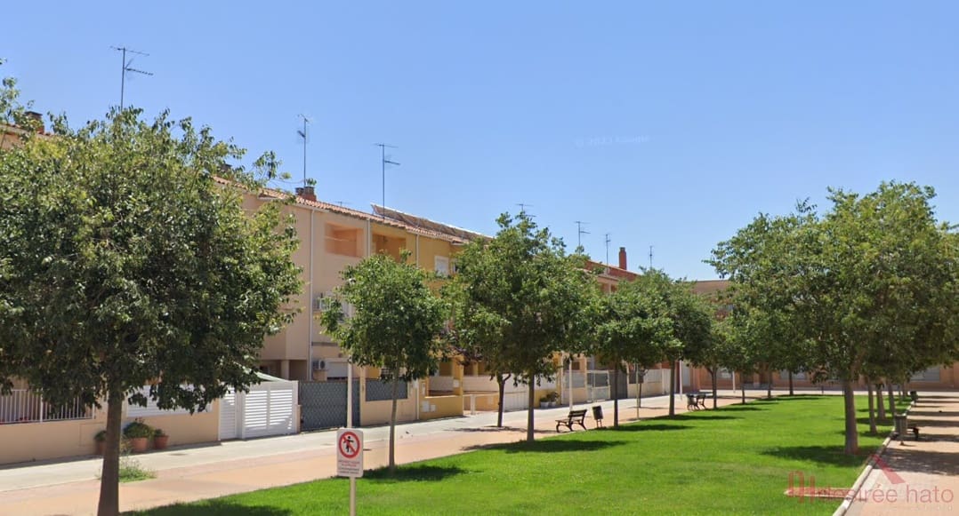 4 bedroom Townhouse for sale in Pucol - € 152,000 (Ref: 9261998)
