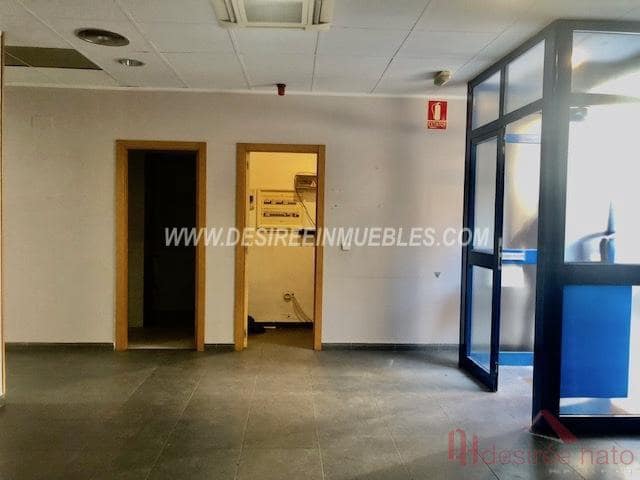 7 slaapkamer Kantoor te huur in Valencia stad - € 2.400 (Ref: 9294078)