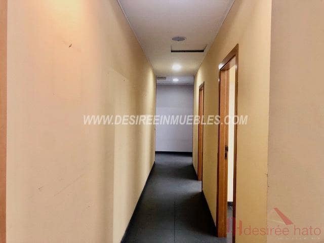 7 slaapkamer Kantoor te huur in Valencia stad - € 2.400 (Ref: 9294078)