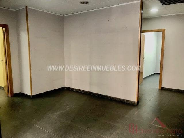 7 slaapkamer Kantoor te huur in Valencia stad - € 2.400 (Ref: 9294078)