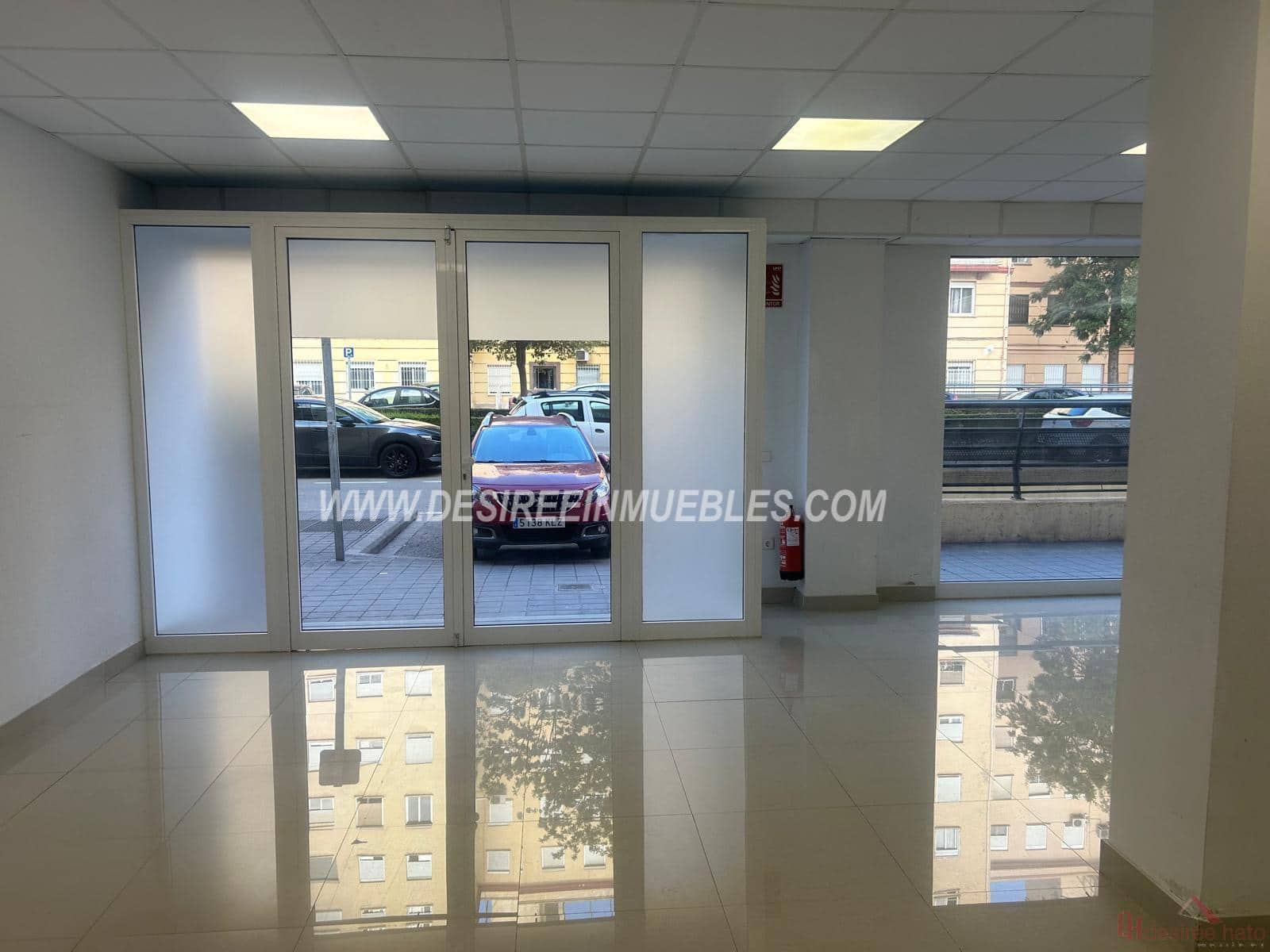 1 slaapkamer Commercieel te huur in Valencia stad - € 1.100 (Ref: 9319976)