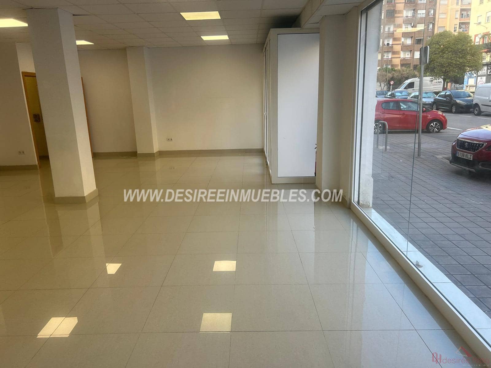 1 slaapkamer Commercieel te huur in Valencia stad - € 1.100 (Ref: 9319976)