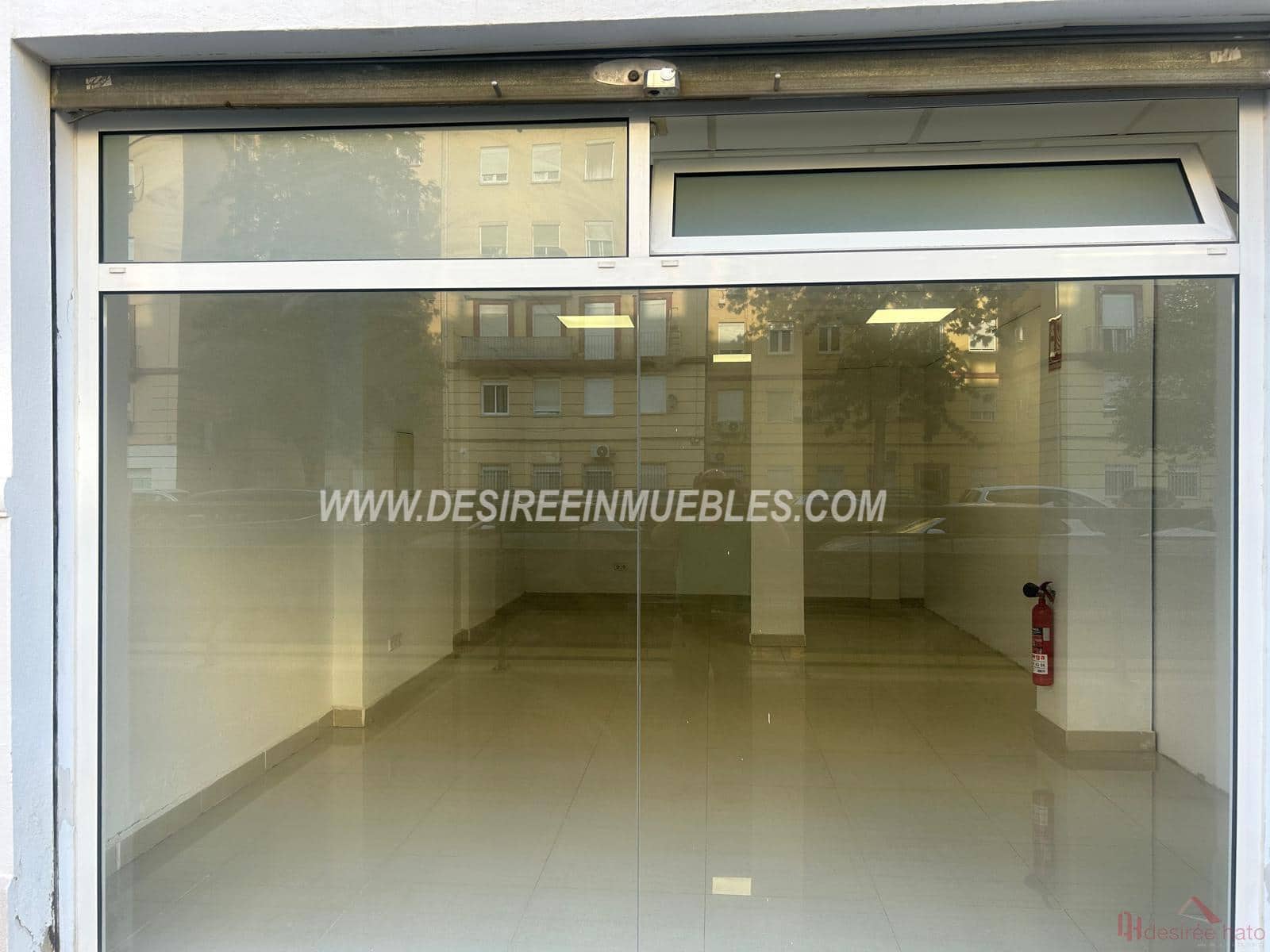 1 slaapkamer Commercieel te huur in Valencia stad - € 1.100 (Ref: 9319976)