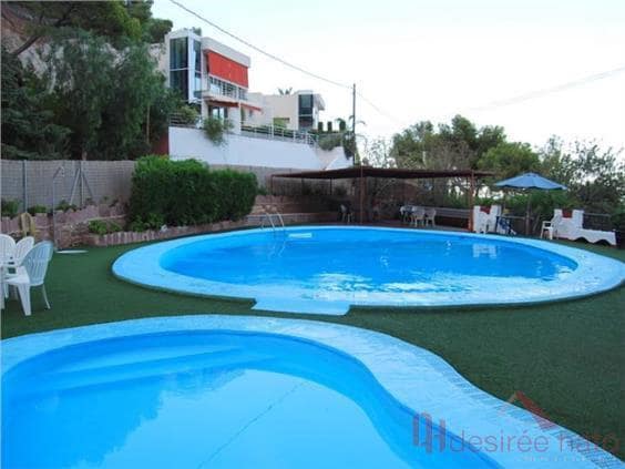 3 camera da letto Casa da affittare in Pucol con piscina garage - 1.800 € (Rif: 9389968)